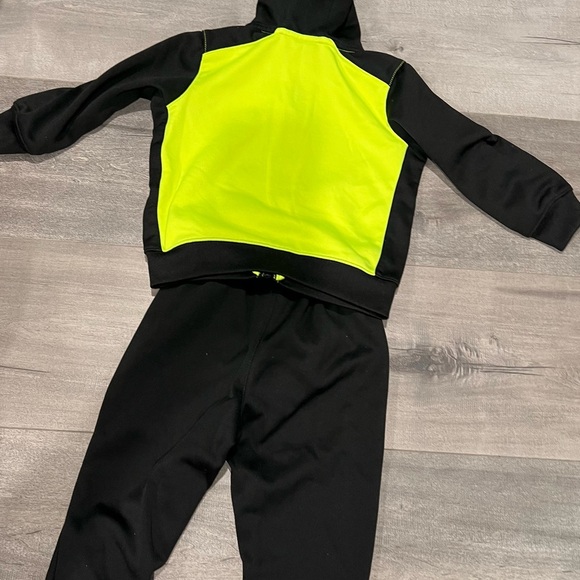 Toddler jogging suit for 18 months old - Picture 4 of 4